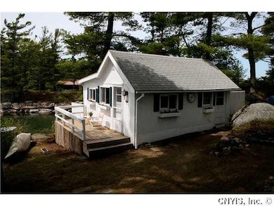 Other Lower Guest Cottage  (2 beds, full bath)