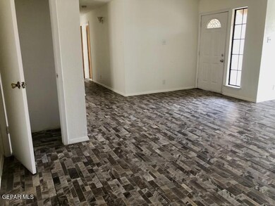 7956 San Jose Rd #B Rd, El Paso, TX 79915 - photo 5