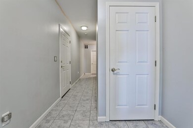 11 Clearwater Ln, MerriMacK, NH 03054 - photo 6