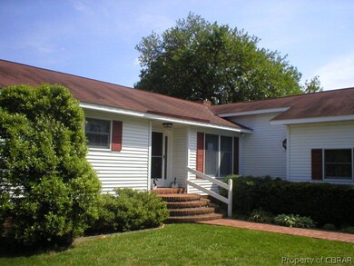 297 King Carter Ln, Weems, VA 22576 - photo 5