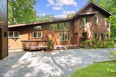 807 Overlook Ct, Lords Valley, PA 18428 - photo 6