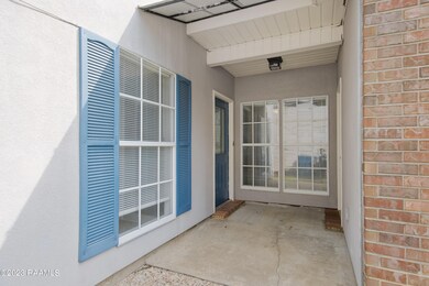 131 Ambiance Cir-3