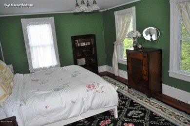 391 Broad St, Honesdale, PA 18431 - photo 5