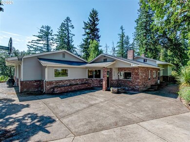 2420 Laurel Hill Dr, Eugene, OR 97403 - photo 3