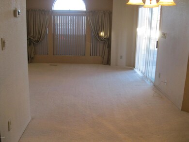 DINING ROOM/ FAMILY ROOM
