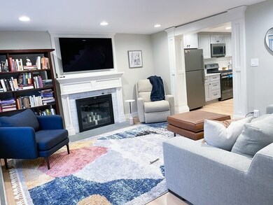 83 Rockridge Rd, Waltham, MA 02453 - photo 6