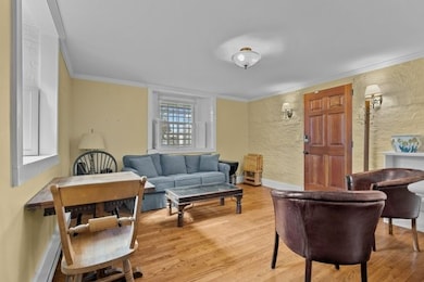 12 Mount Vernon St unit 1, Newport, RI 02840 - photo 5
