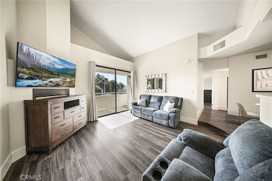 19009 Sherman Way unit 81, Reseda, CA 91335 - photo 7