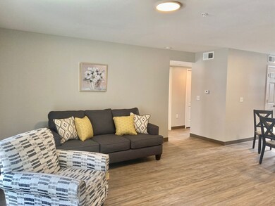 435 7th St unit 201, Tell City, IN 47586 - photo 2