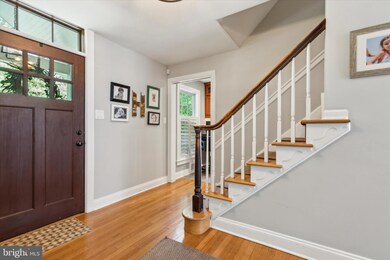 548 N Wayne Ave, Wayne, PA 19087 - photo 3