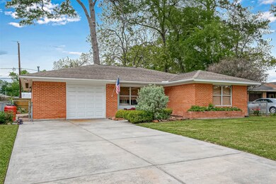 5032 Verdome Ln, Houston, TX 77092 - photo 5