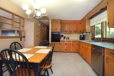 4 Hart Cir, Georgetown, MA 01833 - photo 6