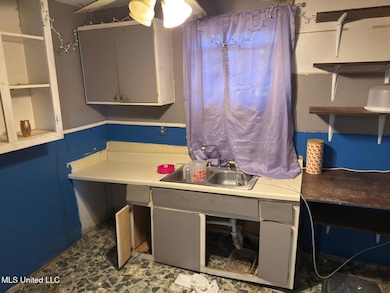 1060 Lake Dockery Rd, Byram, MS 39272 - photo 4