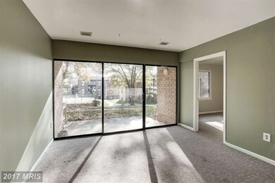 9719 Kings Crown Ct unit 2, Fairfax, VA 22031 - photo 7