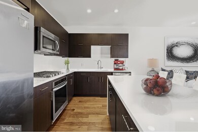 The Maryland unit 510, Washington, DC 20002 - photo 2