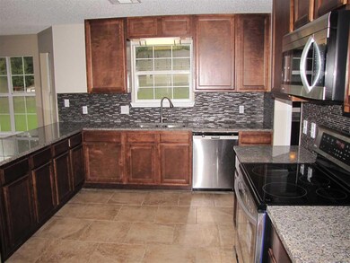 2414 Ursula Ln, Pensacola, FL 32526 - photo 4