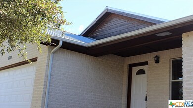 1507 Franklin Dr, San Marcos, TX 78666 - photo 2