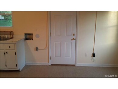 Washer & Dryer Hook-ups