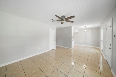 2526 Appian Way unit 4, New Caney, TX 77357 - photo 6