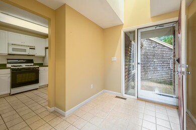004-photo--8413224