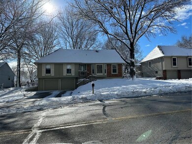 12035 W 99th St, Lenexa, KS 66215 - photo 2