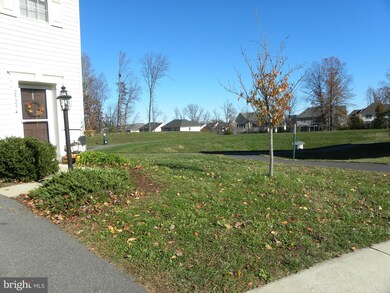 25294 Gothic Square, Chantilly, VA 20152 - photo 2