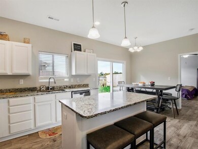 461 S Longbranch Dr unit 463 S Longbranch Dr, Maize, KS 67101 - photo 2