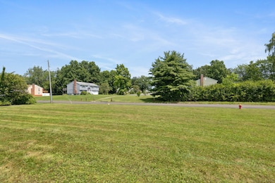 2 Sandra Dr, Bloomfield, CT 06002 - photo 7