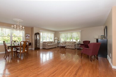 199 Gull Pointe Dr, Battle Creek, MI 49037 - photo 4