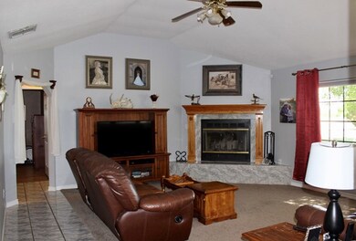 10542 Twin Lakes Ln, San Angelo, TX 76904 - photo 2