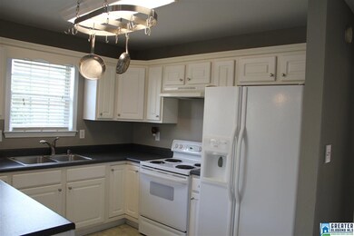 328 Camden Cove Cir, Calera, AL 35040 - photo 6