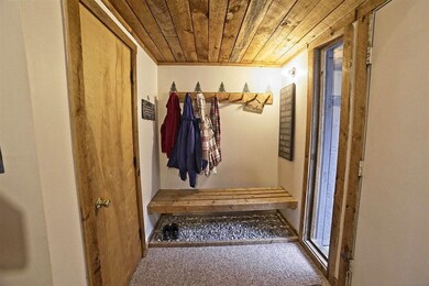 32 Tripplewood Rd unit 1, Campton, NH 03223 - photo 6