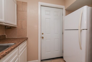 3451 Tampa St unit 6, Houston, TX 77021 - photo 7