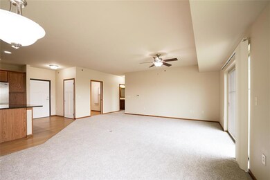 1370 SW Magazine Rd unit 206, Ankeny, IA 50023 - photo 3