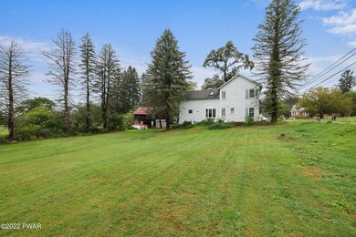 395 Gravity Rd, Lake Ariel, PA 18436 - photo 4