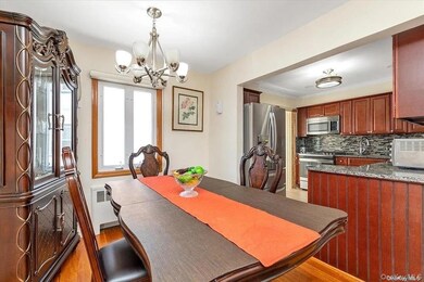 59 W Fenimore St, Valley Stream, NY 11580 - photo 2