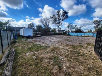 4802 E Mount Houston Rd, Houston, TX 77093 - photo 2