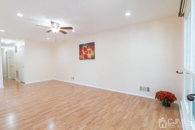 126 Edward Dr unit 701, Franklin Park, NJ 08823 - photo 5