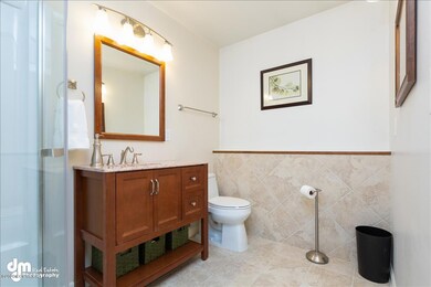 Bathroom 1_KI_06