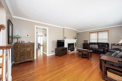 264 E Schreyer Place, Columbus, OH 43214 - photo 6