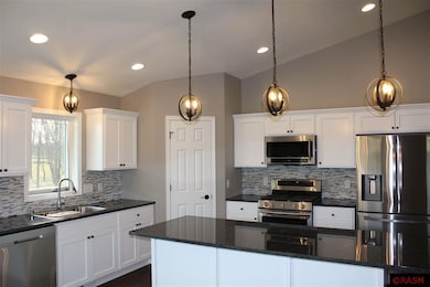 2233 Coventry Ln, North Mankato, MN 56003 - photo 5