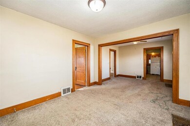 270 15th St NW, Cedar Rapids, IA 52405 - photo 6