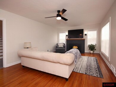 1638 N Broad St, Mankato, MN 56001 - photo 3