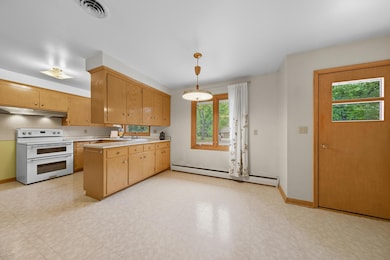 7571 Stillwater Way N, Saint Paul, MN 55128 - photo 5