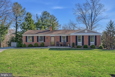 1229 Wine Spring Ln, Towson, MD 21204 - photo 2