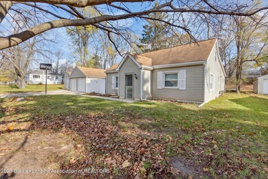 04-3320-Creston-Ave-Lansing-MI-48906-Win