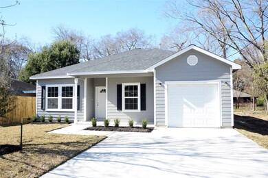 Pictures are from a previous spec home. Selections are subject to change.