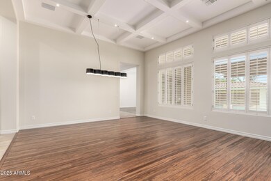 05 Dining Room