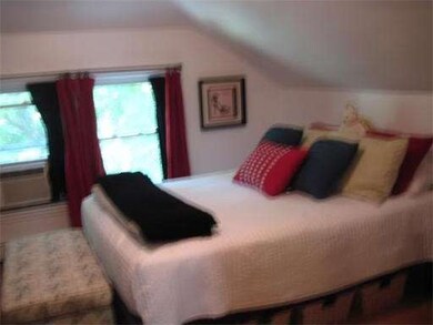 696 Lincoln St, Waltham, MA 02451 - photo 5