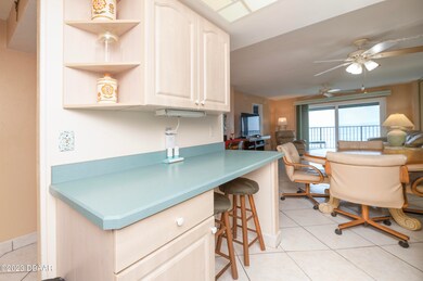 KITCHEN TO DINING